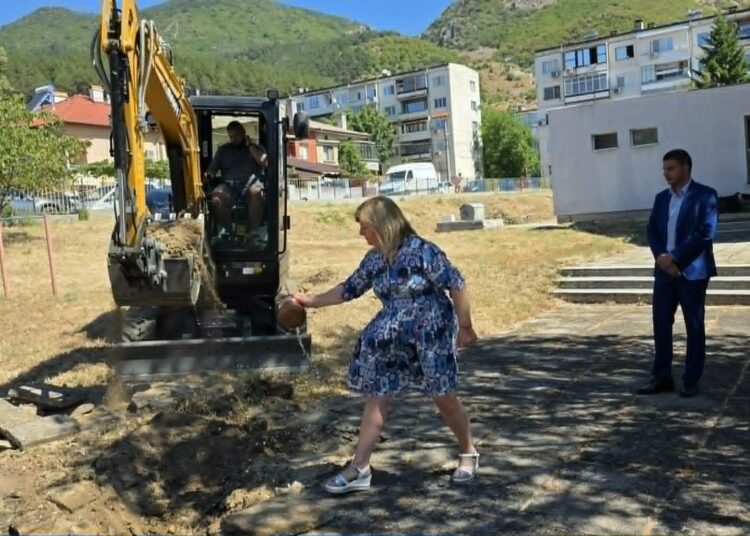 Мащабен ремонт в детските градини в Сопот